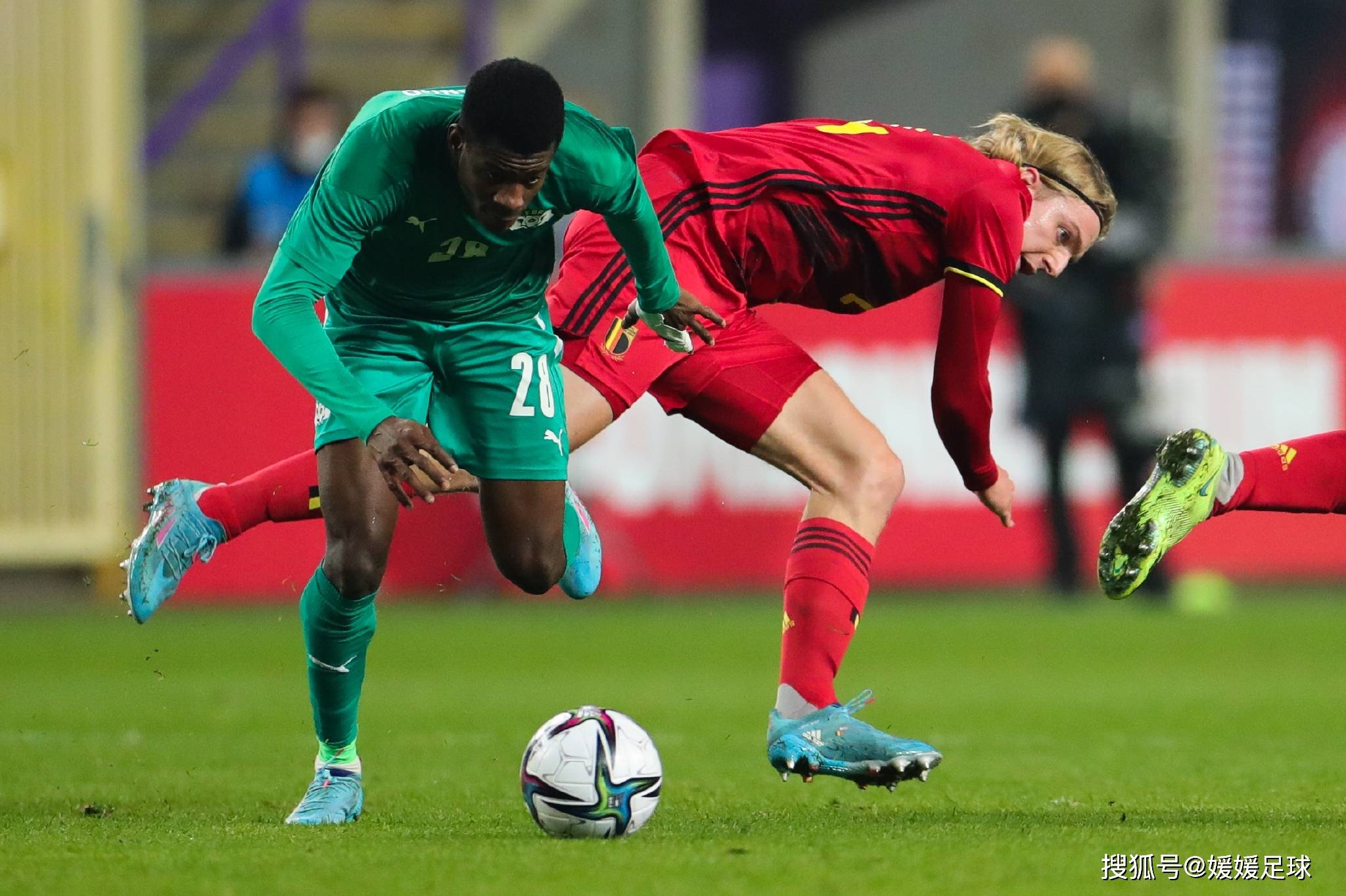 奥地利乒乓球队强势比利时乒乓球队,波尔关键制胜 奥地利乒乓球队强势比利时乒乓球队,波尔关键制胜