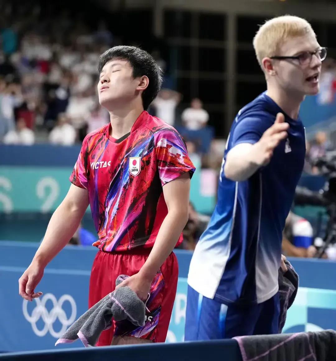 开云体育在线-英国乒乓球队轻取奥地利乒乓球队，张本智和爆发神勇