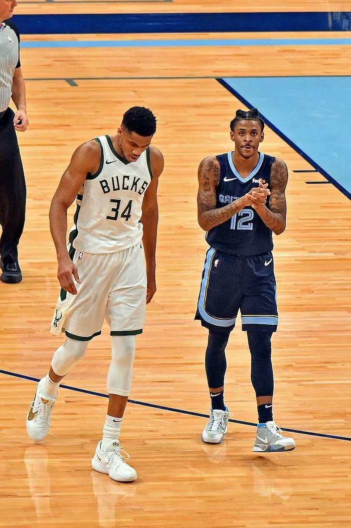 开云体育-雄鹿鏖战巴西男篮，莫兰特关键制胜