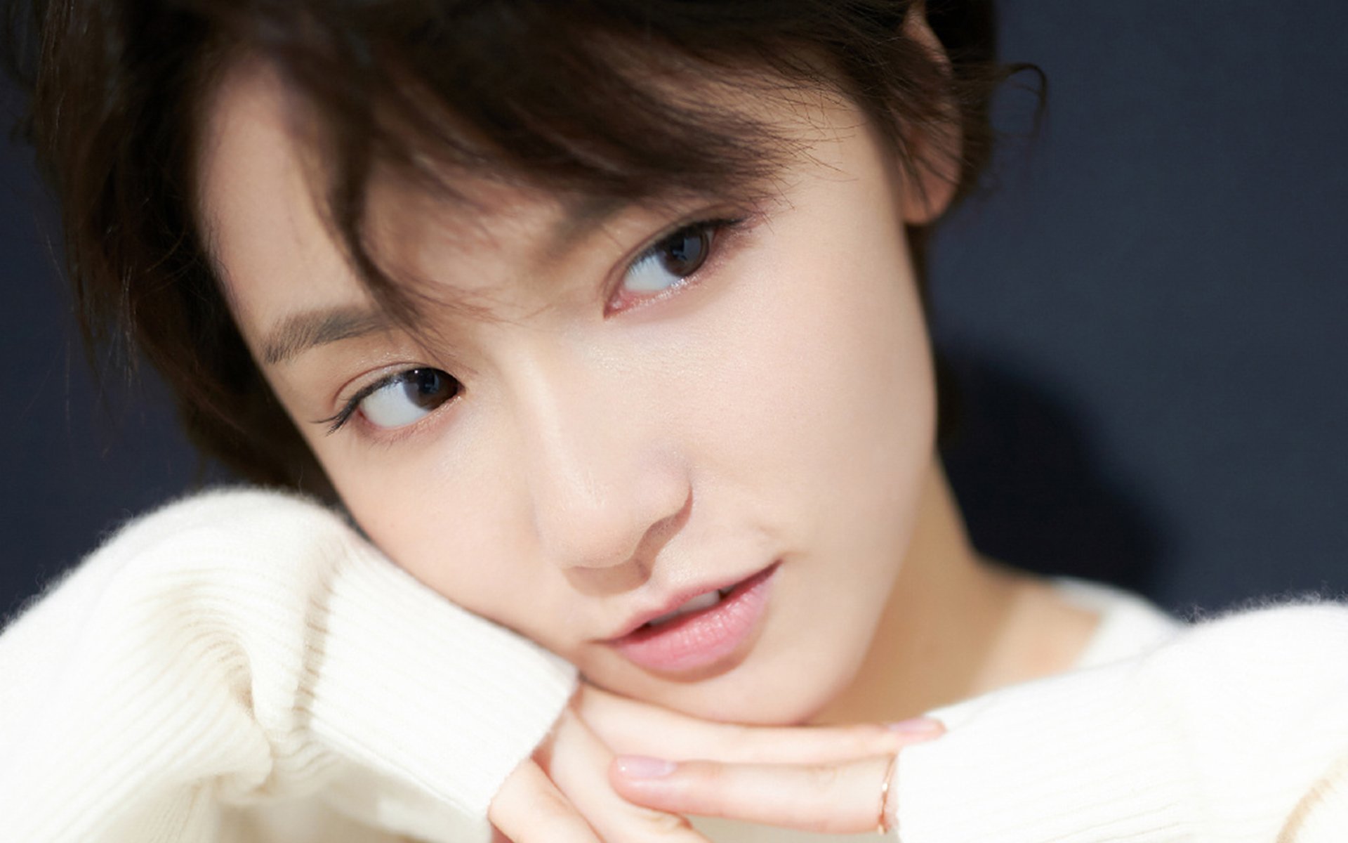 开云体育视频直播-萨卡展现巨星价值，巴拉圭淘汰赛过关巴黎，足球世界的新秩序正在形成